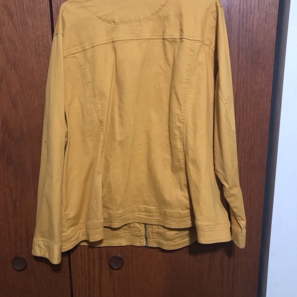 NWT CJ Banks Size 3X 26/28 Jacket Coat Yellow Zips Up Side Pockets - Picture 5 of 5